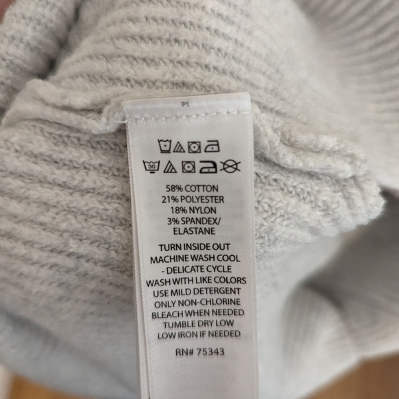 NWOT Kaisely Sweater Size Large - Picture 4 of 4